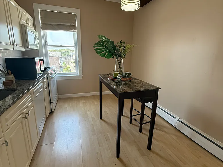793 Main St #1 — Photo 3