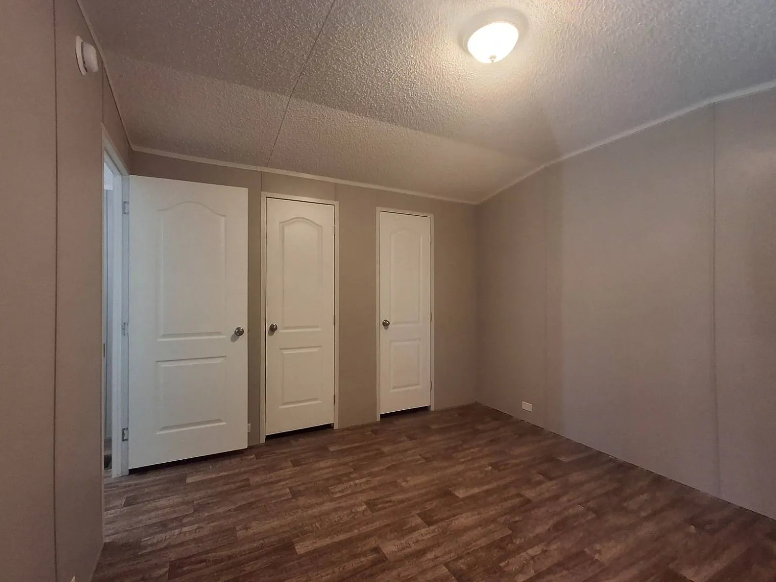 2 bed, 2.0 bath, $1,295 — Photo 4