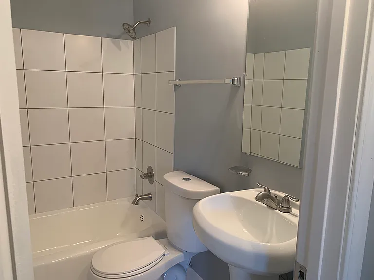 2056 Midway St — Photo 16