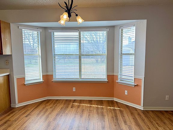 3rd image of 2503 Marlin Dr