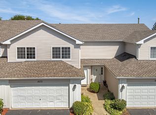 1673 Waterford Rd, North Aurora, IL 60542