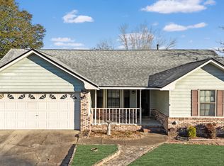 602 Moss Dr, Crestview, FL 32536