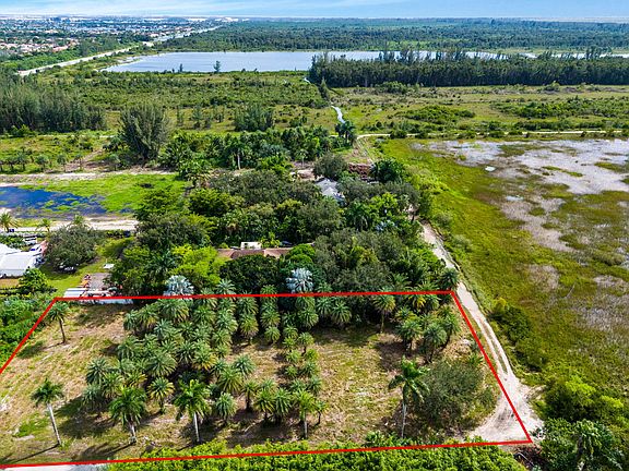4th image of 19730 SW 14th Street