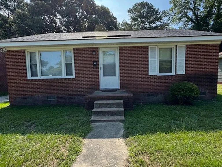 906 N Audubon Ave — Photo 1