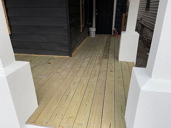 3rd image of 2525 Prospect Ave