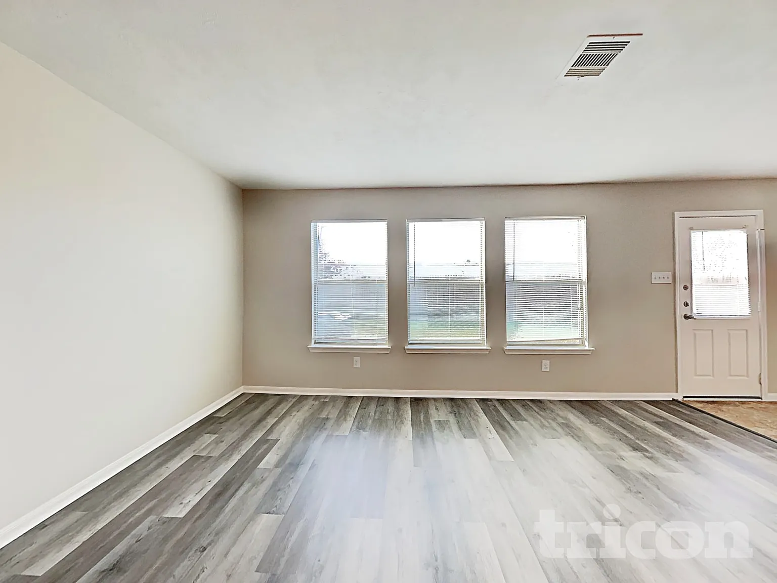 9215 Dewberry Blossom Lane Houston TX — Photo 4