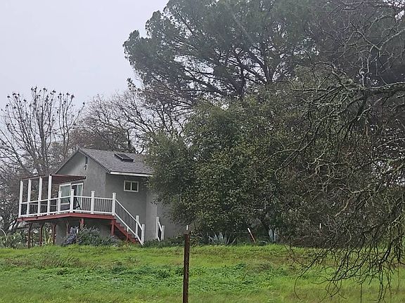 3rd image of 3436 Davis Dr