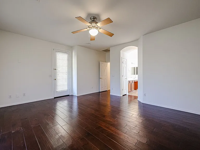 445 W Seagull Dr — Photo 32