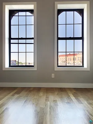 Rented by EXR | media 1