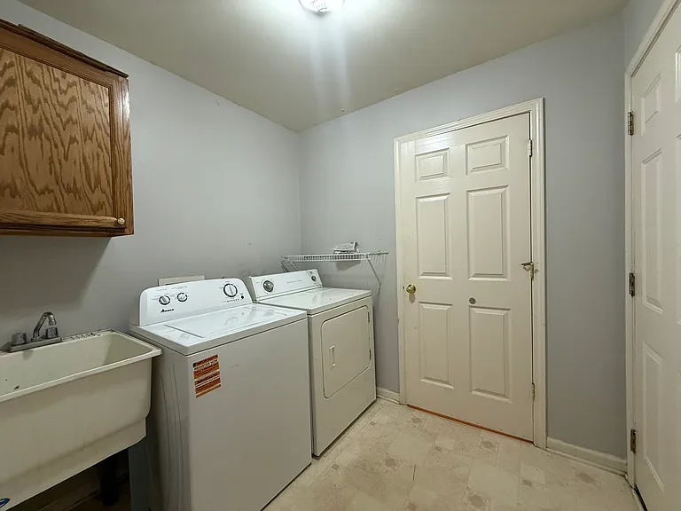 1788 Wexford Dr — Photo 20
