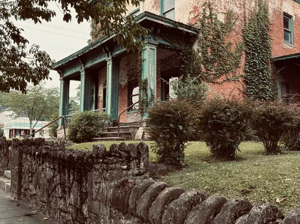 425 S Fountain Ave, Springfield, OH 45506