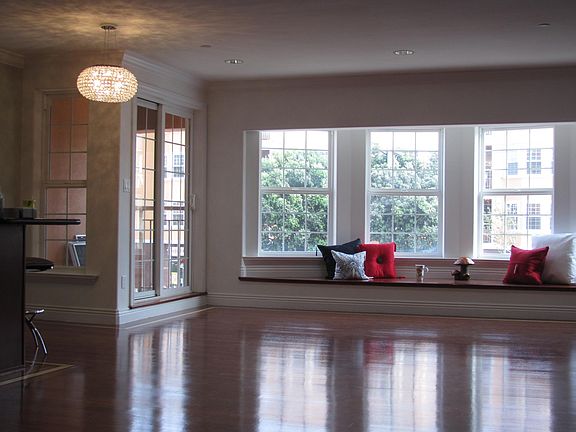5th image of 499 33rd Ave APT 201