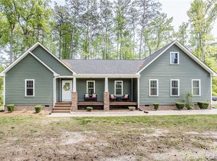 27050 Britt Ln, North Dinwiddie, VA 23805