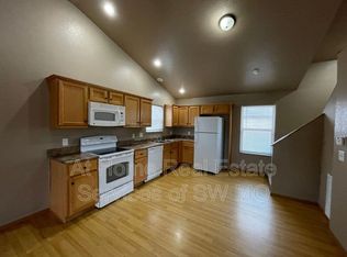 633 W Meadowview Dr APT 1, Nixa, MO 65714