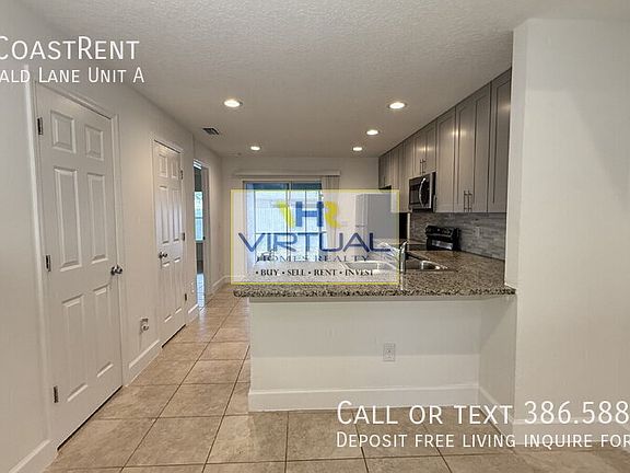 5th image of 21 Emerald Ln Unit A