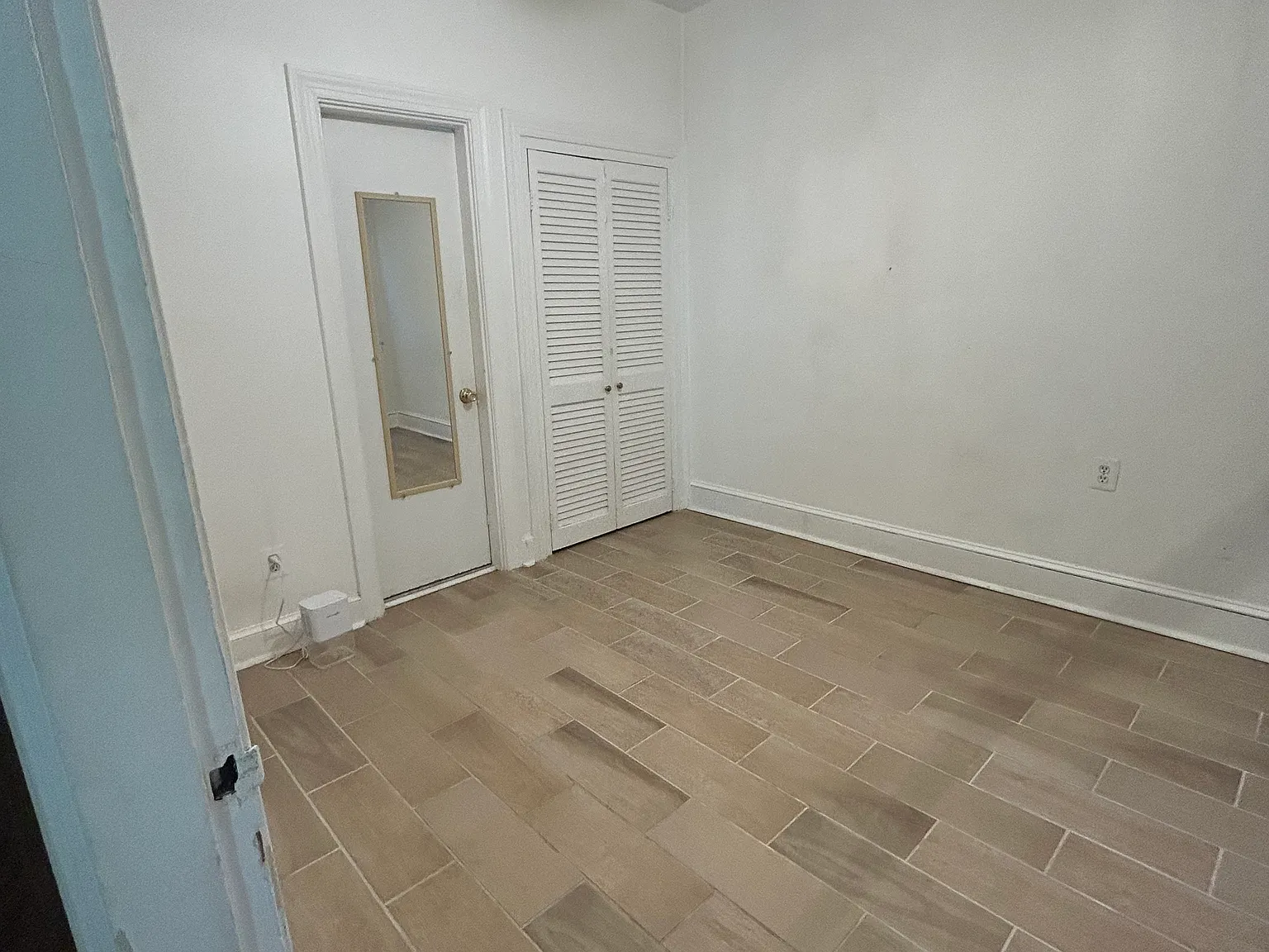 3 bed, 900 sqft, $3,600 — Photo 4