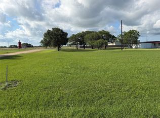 342 Starling Ln, Palacios, TX 77465