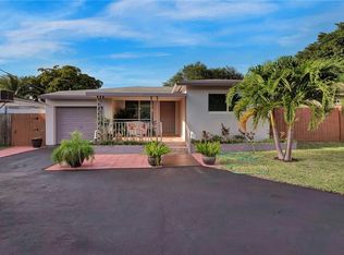 2715 Hayes St, Hollywood, FL 33020