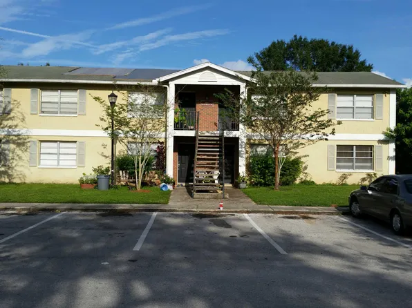 14523 Seaford Cir APT 102, Tampa, FL 33613