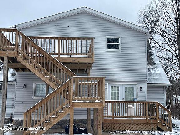 3rd image of 147 Summit Ave