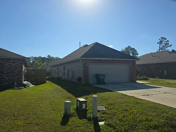 3rd image of 70086 5th St