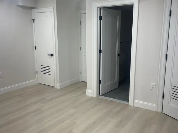 3222 John F Kennedy Boulevard image 10 of 13