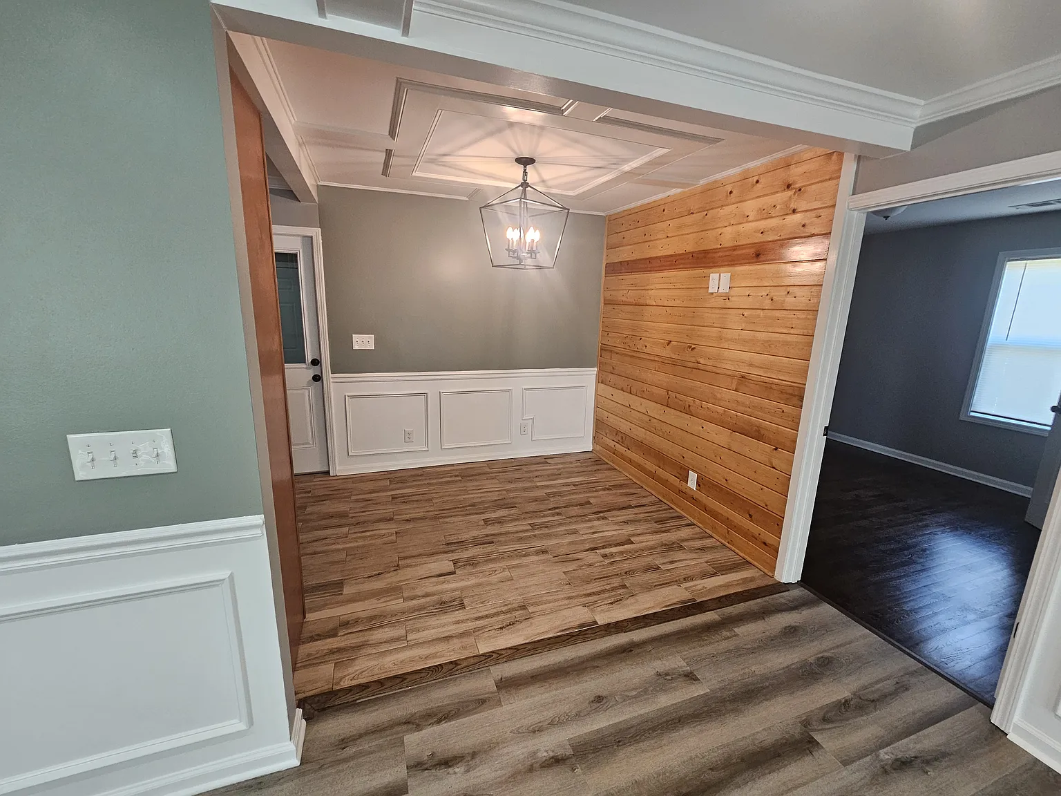 4 bed, 1400 sqft, $1,700 — Photo 3