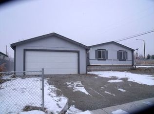 5591 Dayspring Ln, Sun Valley, NV 89433