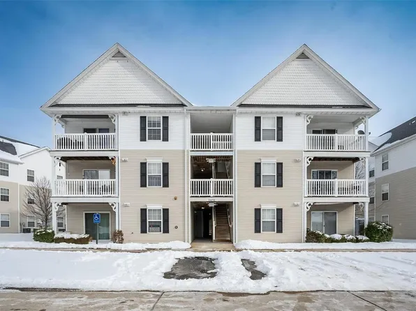 2470 Lampong Dr APT 100D, Saint Louis, MO 63125
