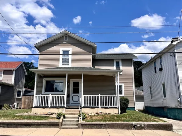 625 11th Ave, New Brighton, PA 15066