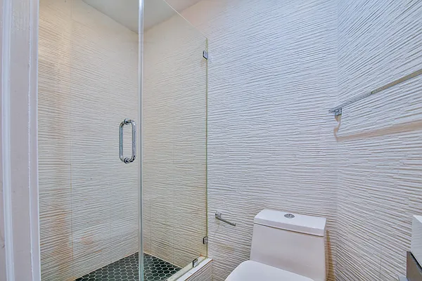 Rented by Platinum Properties | media 17