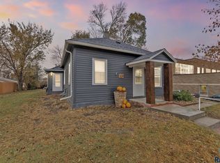 335 N Main Ave, Garretson, SD 57030