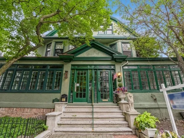 23 Liberty Pl, Weehawken, NJ 07086