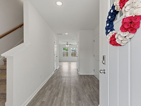 5th image of 128 Quarry Ridge Rd