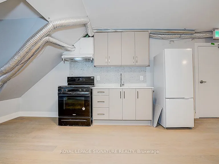 252 Annette St #5 — Photo 11