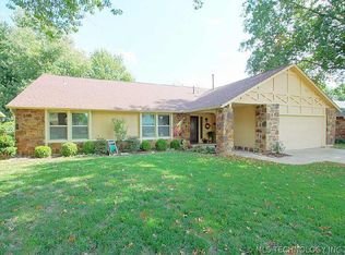 7725 S 72nd East Pl, Tulsa, OK 74133