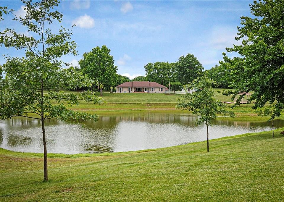 1st image of 17323 Landmark Dr