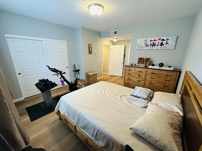 88 N Jackson Ave #303 — Photo 4