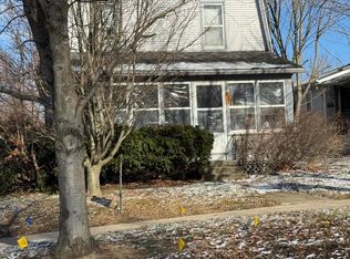 421 E Main St, Fennville, MI