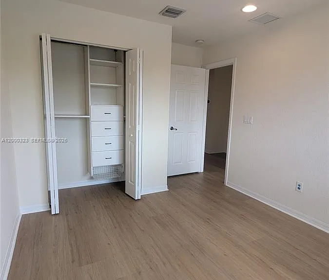 5910 Royal Way #---- — Photo 23