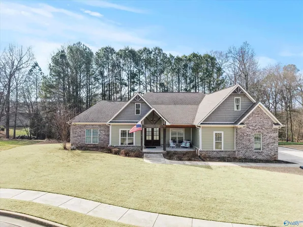 145 Keystone Dr, Meridianville, AL 35759