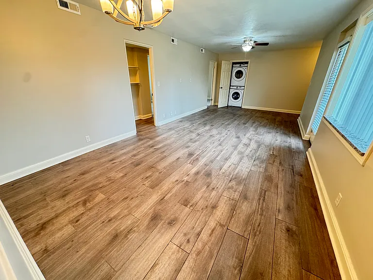 1630 J St #304 — Photo 6