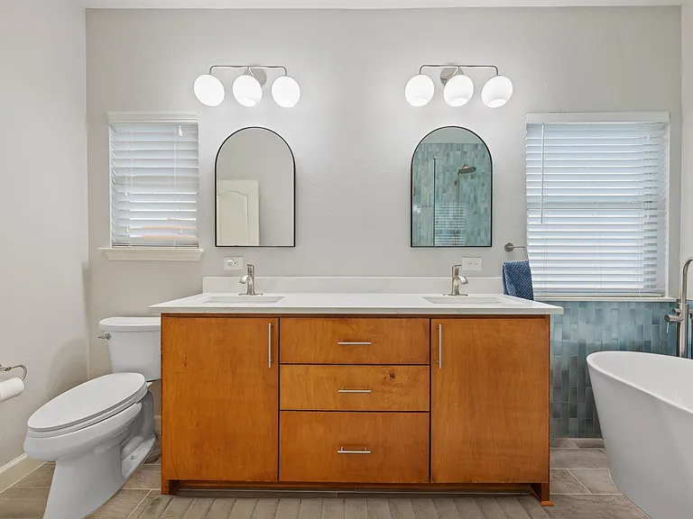 5707 Marchmont Ln — Photo 16