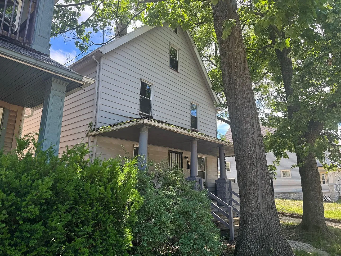 Charming 3-Bedroom Property in Prime Location — Photo 3