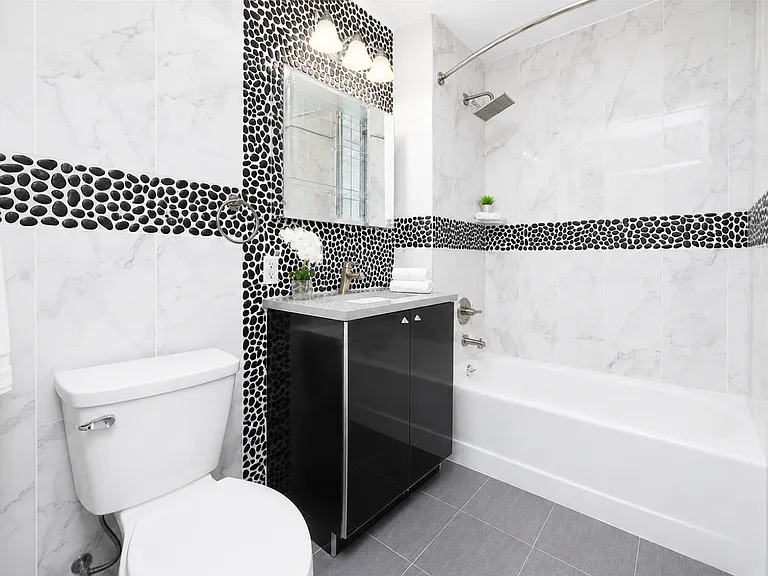 3426 Guider Ave #2E — Photo 6