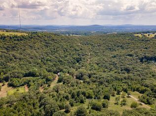 Pug Gayer Rd, Fayetteville, AR 72703