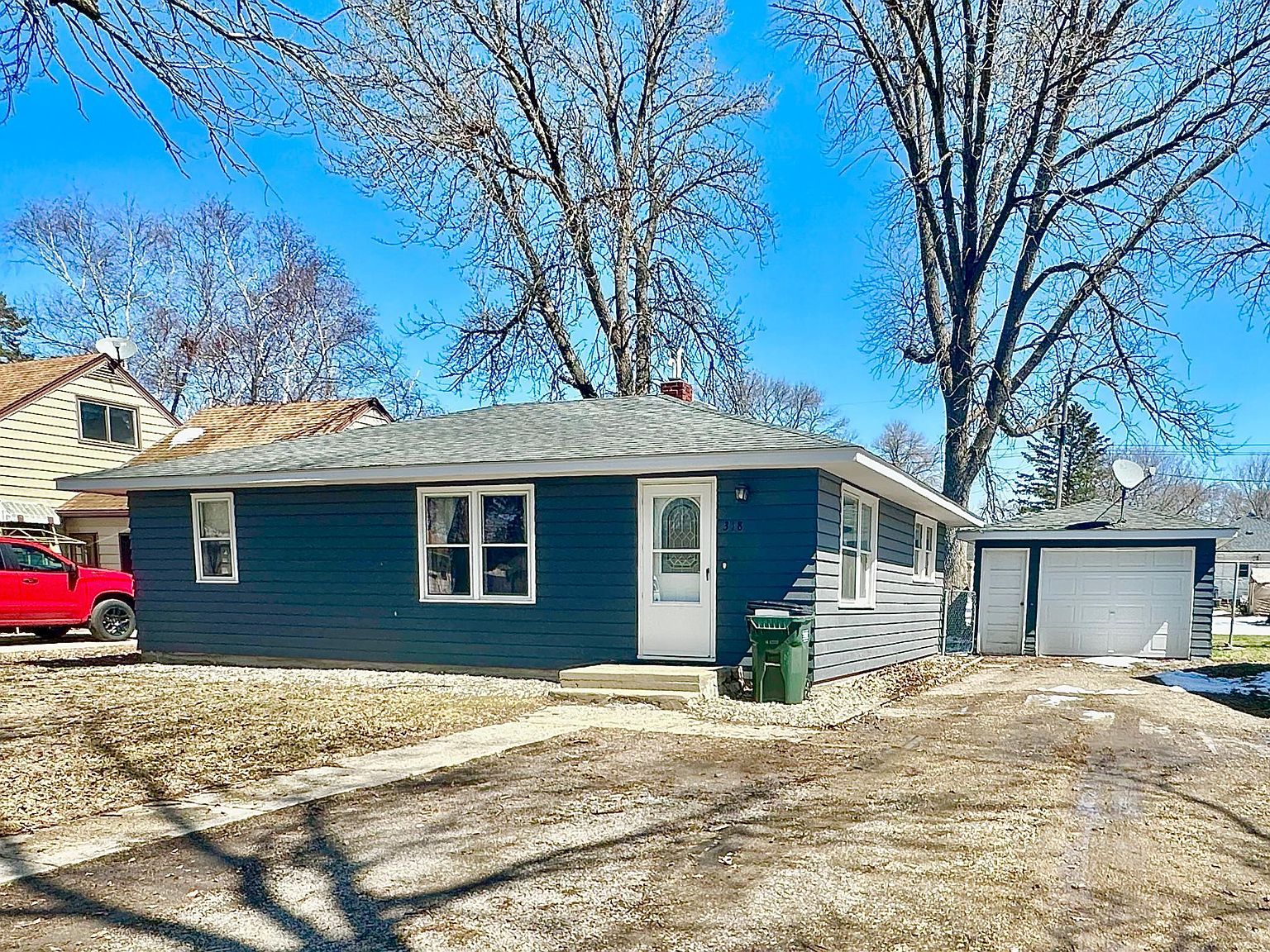 318 3rd St SW, Clara City, MN 56222 Zillow