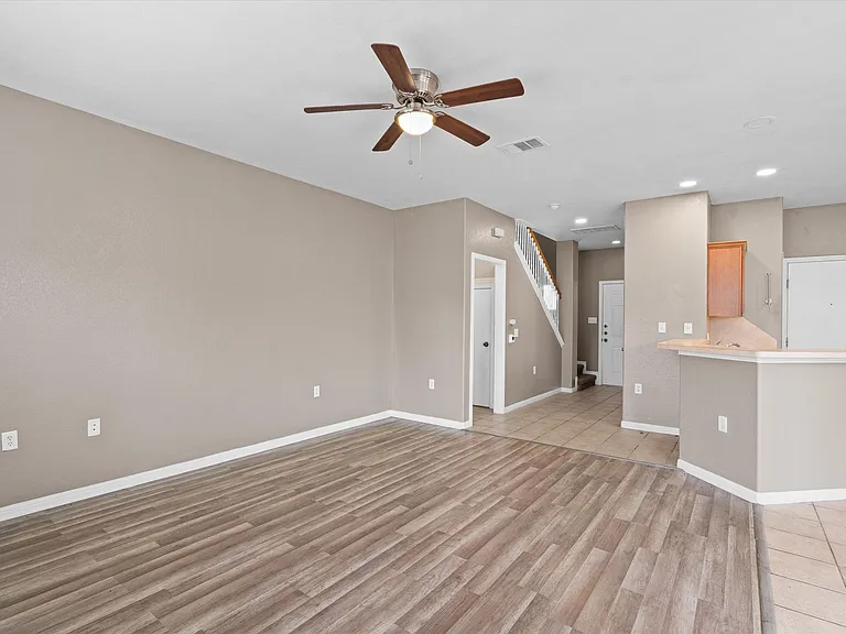 7502 Lazy Creek Dr #A — Photo 5