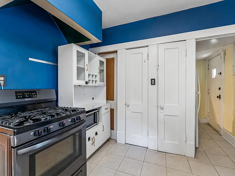 3514 N 45th Ave — Photo 15