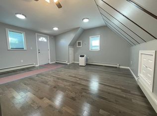 322 Buckingham Rd, Cedarhurst, NY 11516